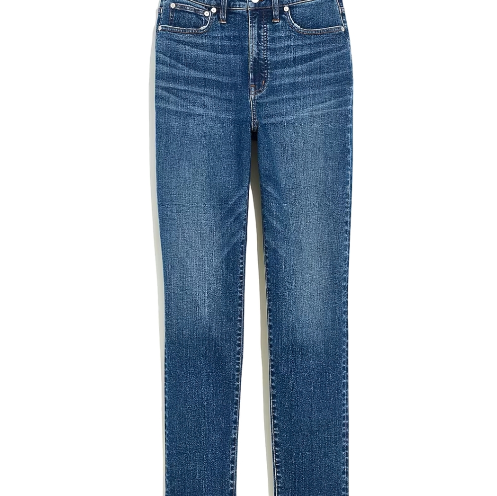 Madewell Curvy Perfect Vintage Jean in Manorford Wash: Instacozy Edition. 23